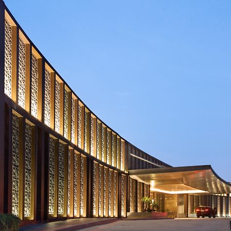 Hotel Santika Premiere Bandara Palembang Exterior foto
